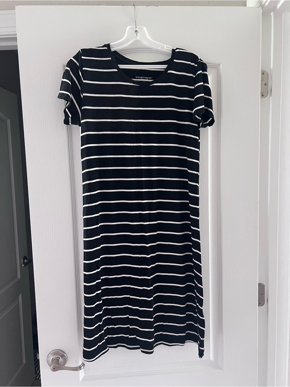 Liz Lange Black and White Striped Midi Dress